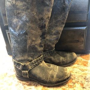 Women’s distressed leather boots